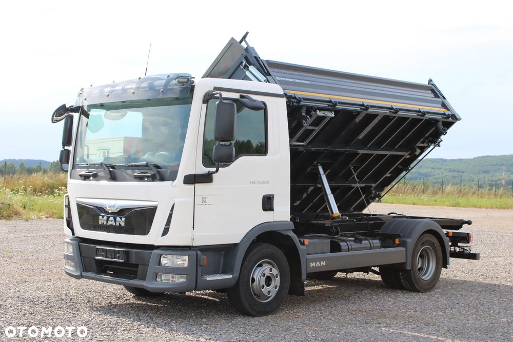 MAN TGL 12.220 12.250 Nowy 3-stronny WYWROT Kiper Wywrotka Manual Klima BLOKADA MOSTU Niski przebieg TGM Atego Midlum Eurocargo LF - 12