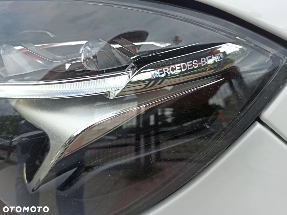 Mercedes-Benz Klasa E 220 BlueTEC 4-Matic Avantgarde - 4