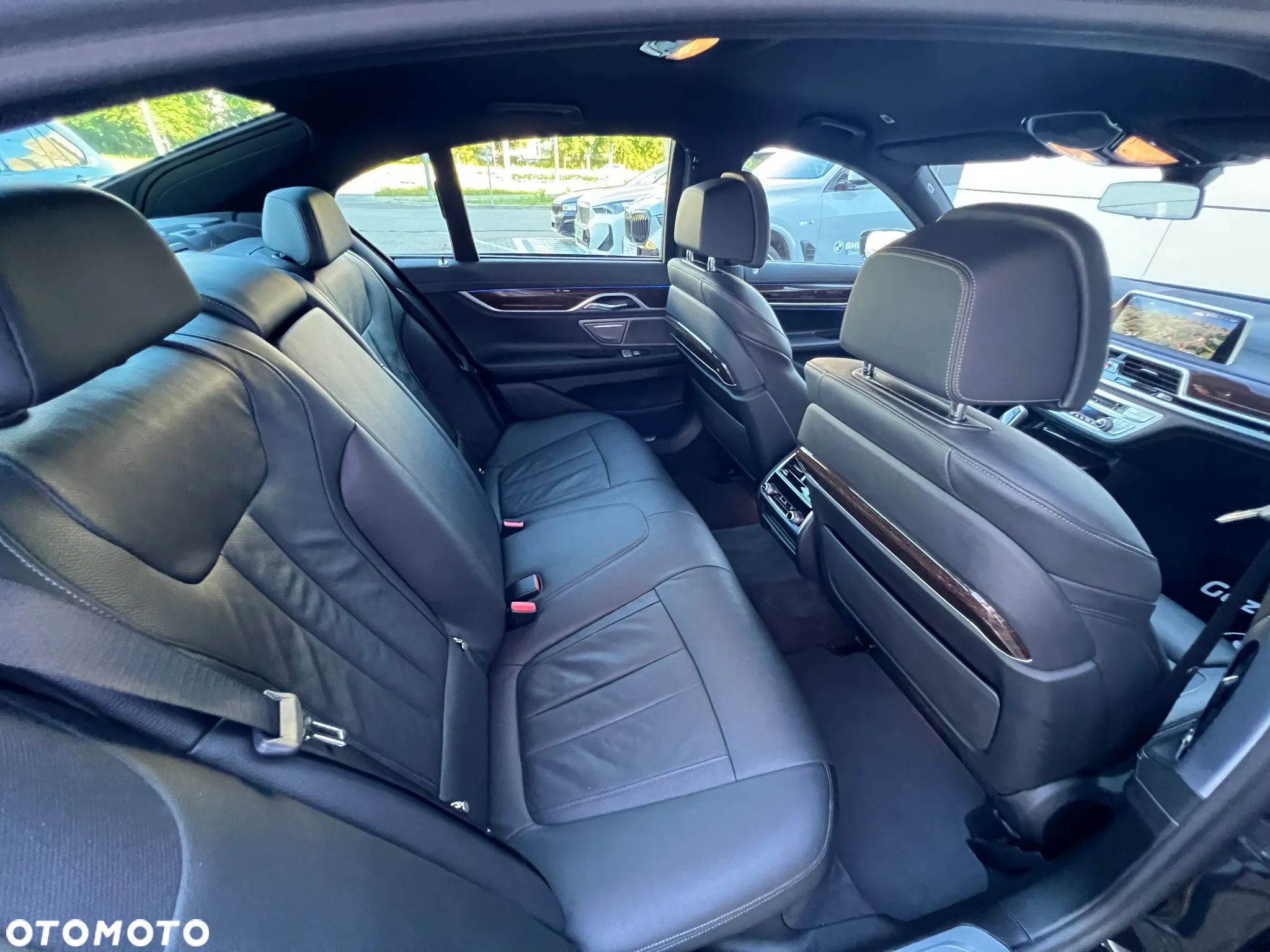 BMW Seria 7 730d xDrive sport - 29
