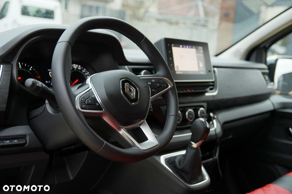 Renault Trafic - 26