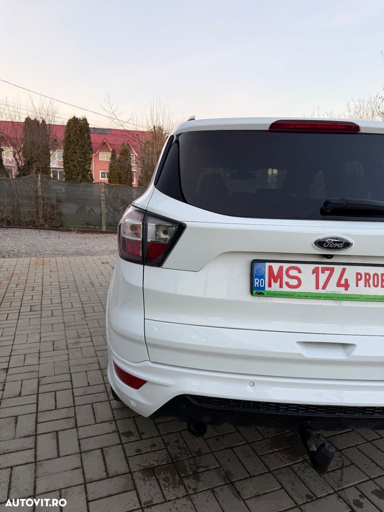 Ford Kuga 2.0 TDCi 4x4 Aut. ST-Line - 26