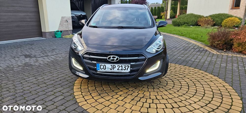 Hyundai i30 1.6 CRDi Premium - 1