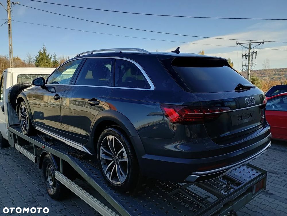 Audi A4 Allroad - 1