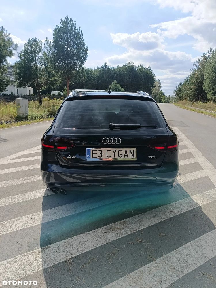 Audi A4 Avant - 22