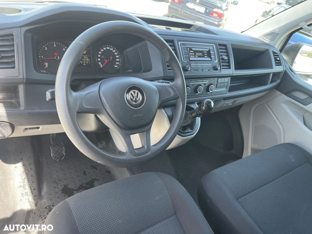 Volkswagen Transporter - 10