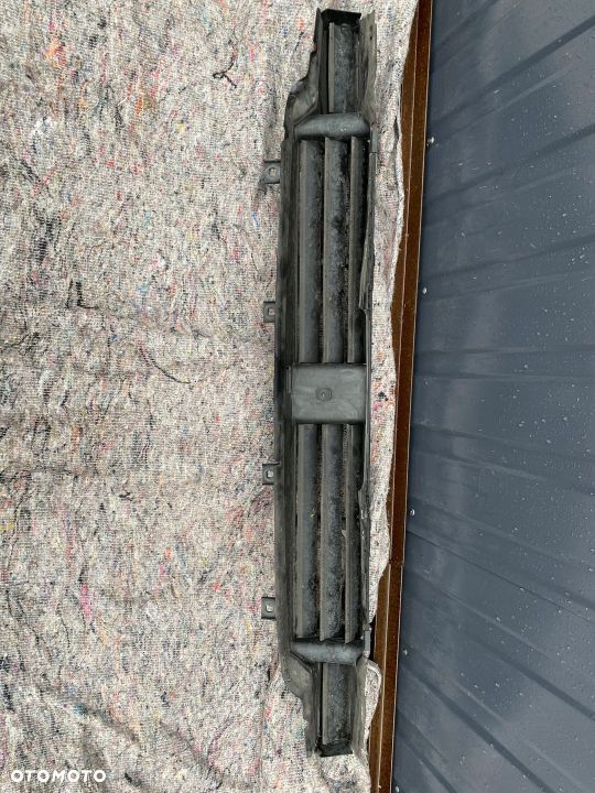 ŻALUZJA DOLNA BMW G11 G12 CAŁA IDEALNA - 1