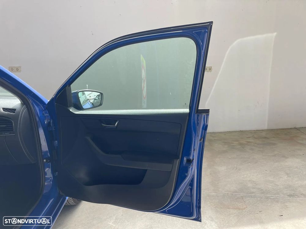 Skoda Fabia Break 1.0 MPI Active - 25