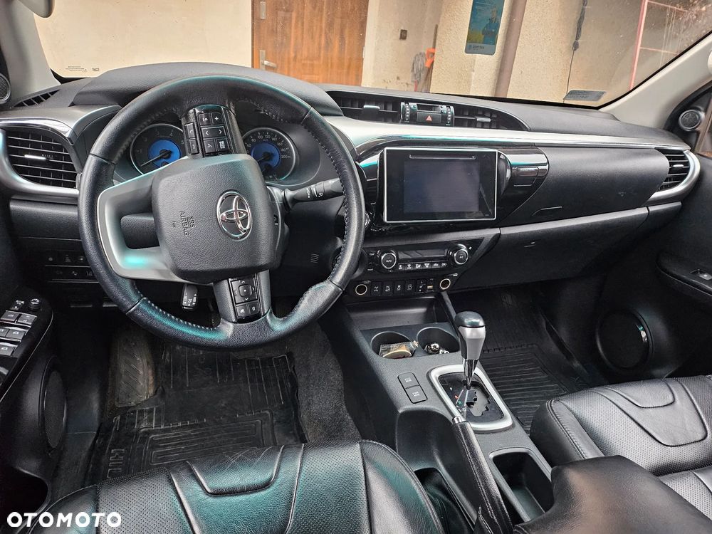 Toyota Hilux 2.4 D-4D Double Cab SR5 4x4 - 7