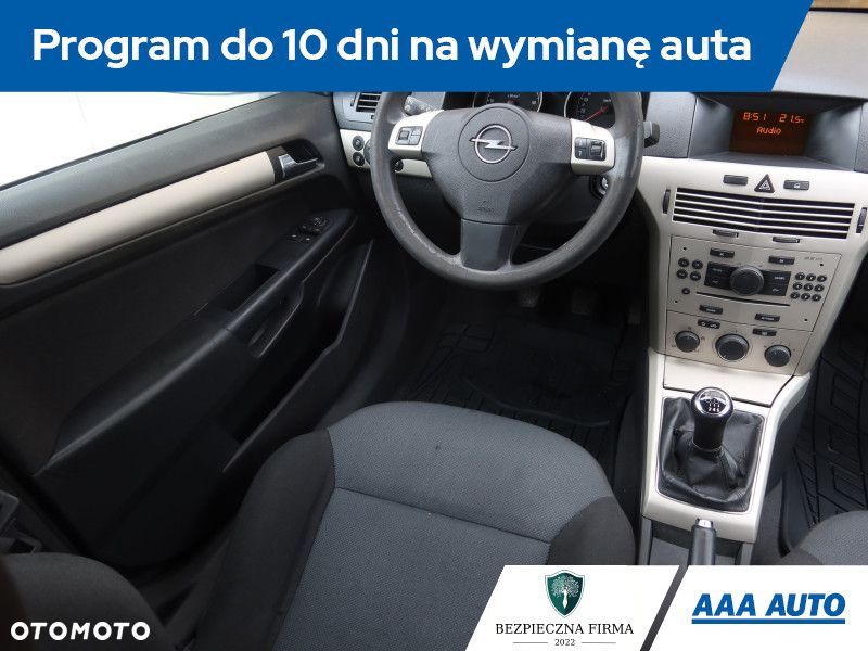 Opel Astra - 8