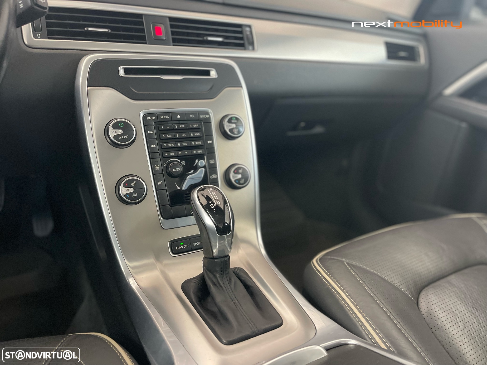 Volvo XC 70 2.0 D4 Summum Geartronic - 12