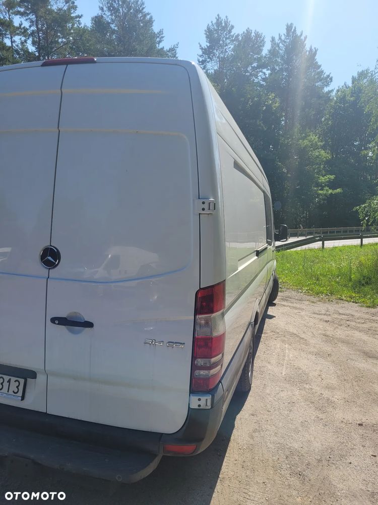 Mercedes-Benz Sprinter - 9