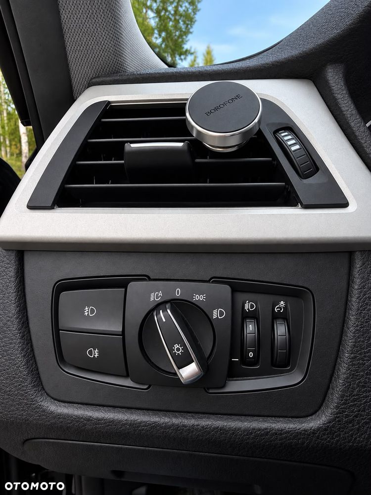 BMW Seria 3 320d Sport Line Shadow - 16