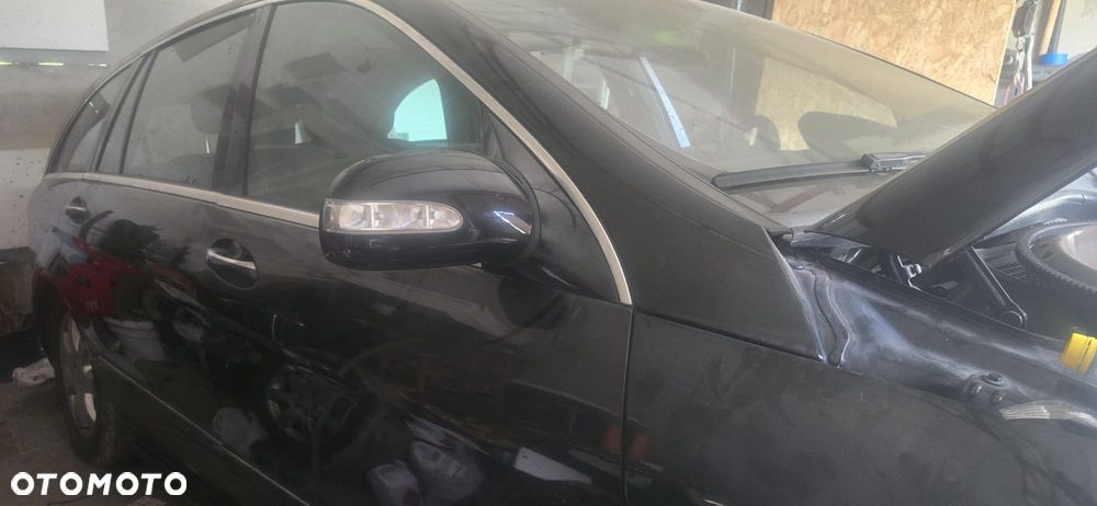 Mercedes-Benz Klasa R 320 CDI 4-Matic - 2