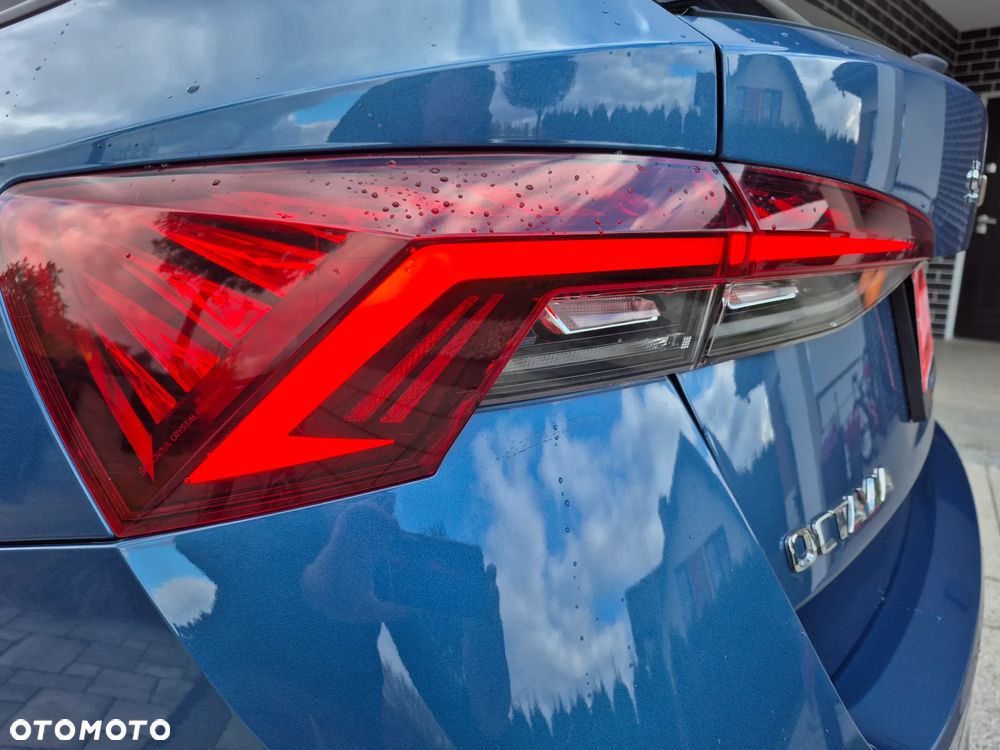 Skoda Octavia 2.0 TDI Ambition DSG - 23