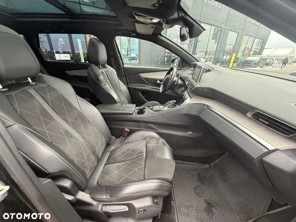 Peugeot 5008 - 19