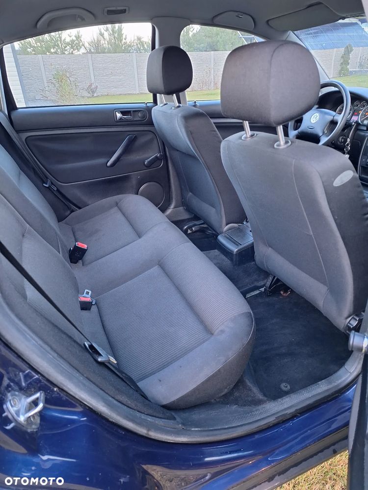 Volkswagen Passat 2.0 Trendline - 5
