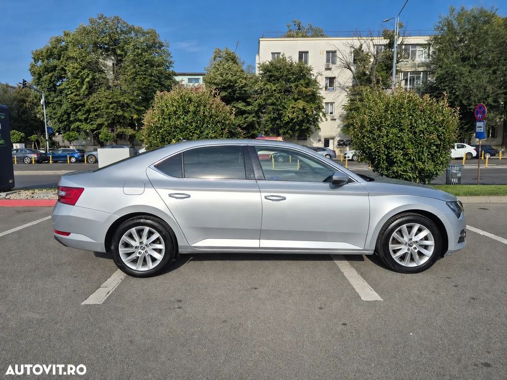 Skoda Superb 1.5 TSI DSG Ambition - 3
