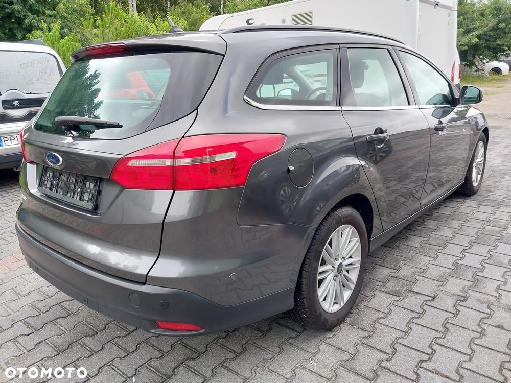 Ford Focus 1.5 TDCi DPF Start-Stopp-System ST-Line - 4
