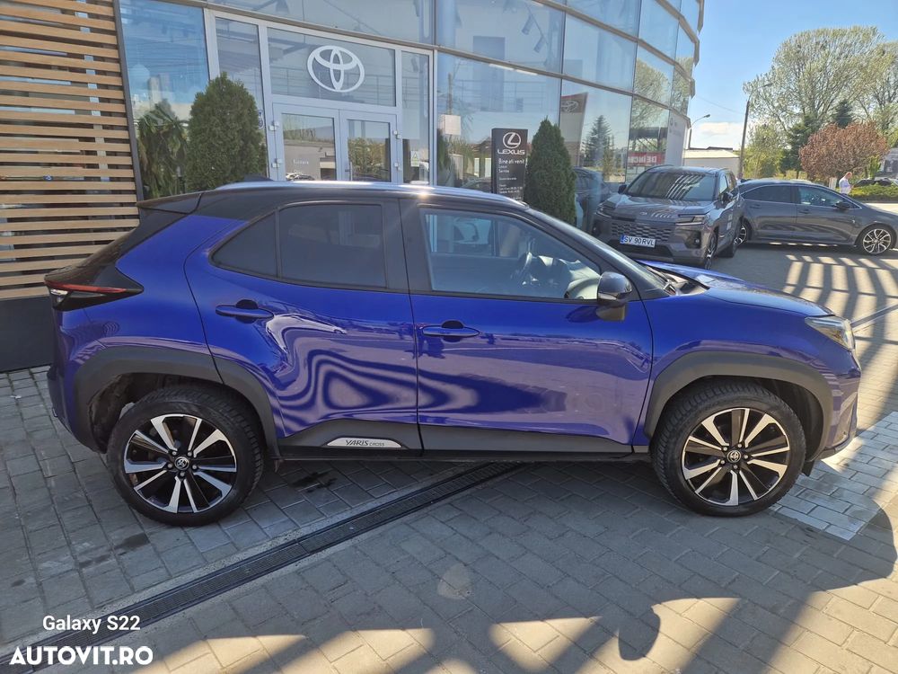 Toyota Yaris Cross 1.5 VVT-i HSD 4x4 Exclusive Premiere - 5