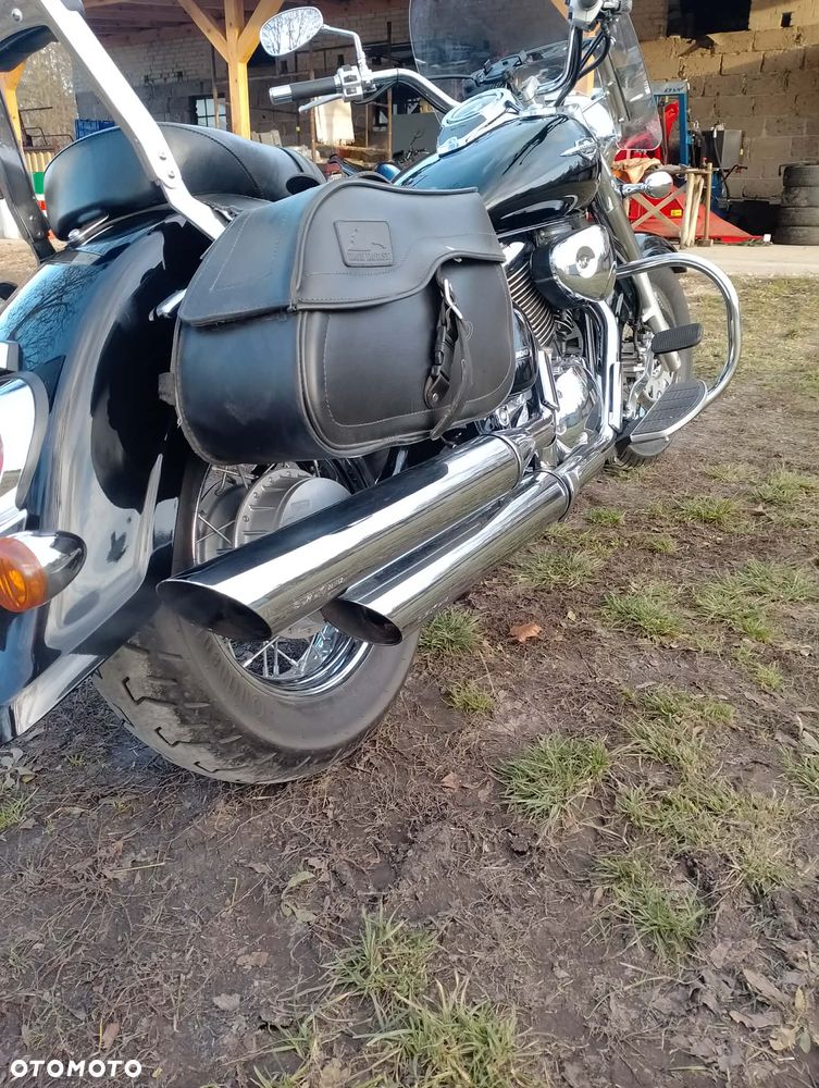 Suzuki Intruder - 4