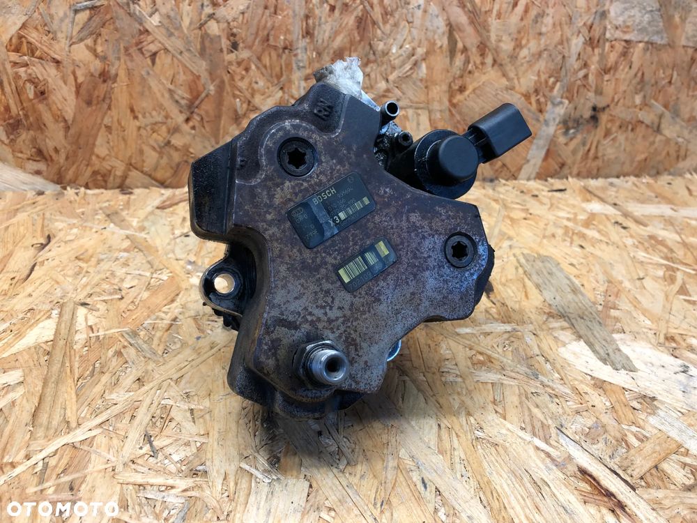 POMPA WTRYSKOWA BMW E87 E90 E91 E92 E93 330d 3.0D M57N2 306D3 - 1