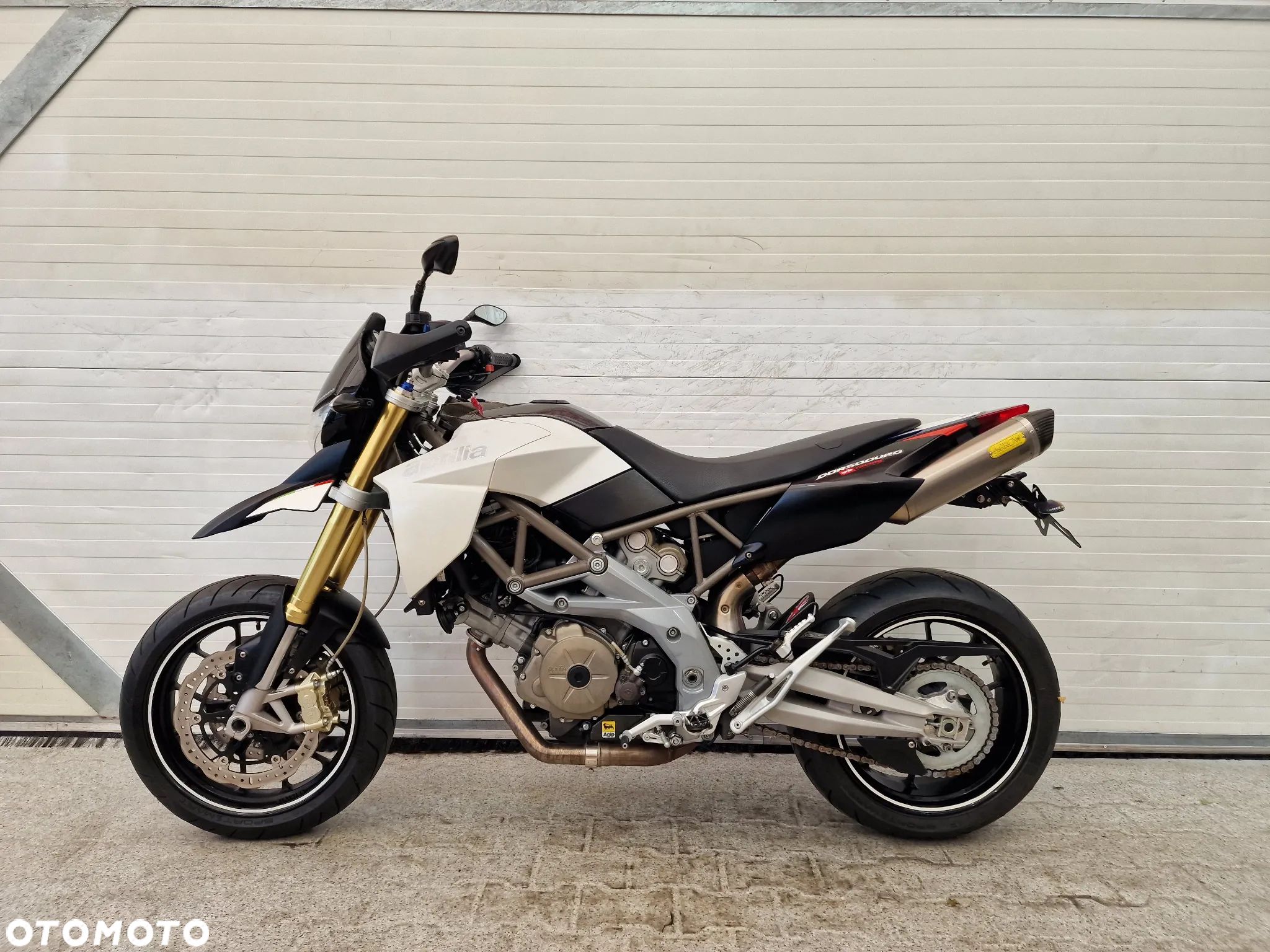 Aprilia Dorsoduro - 1