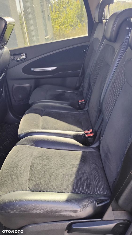 Ford S-Max 2.0 TDCi Titanium - 4
