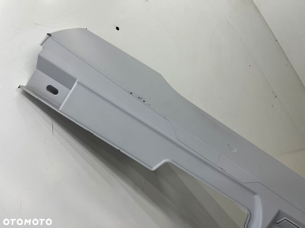 Nakładka progu VW Passat B8 14-23r. NOWA prawa listwa progowa prawy próg zewnętrzny 3G0853858 - 2