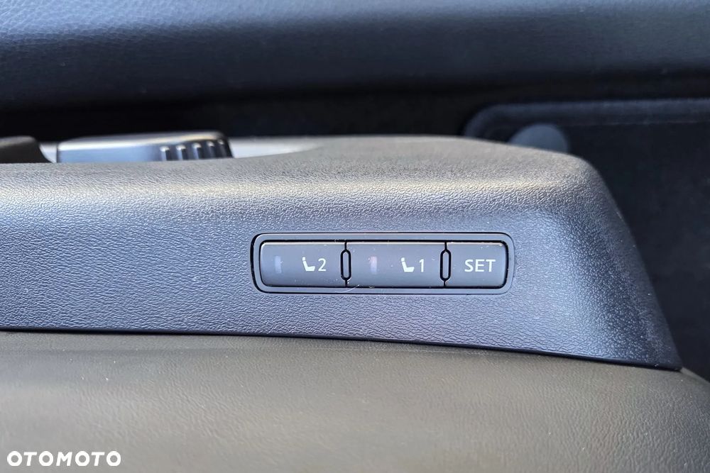 Nissan Qashqai 1.6 DIG-T Tekna+ - 22