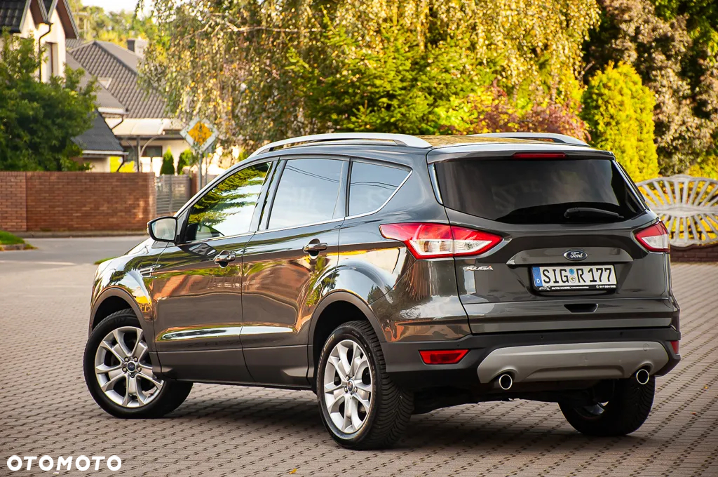 Ford Kuga 2.0 TDCi 4WD Titanium Plus - 3