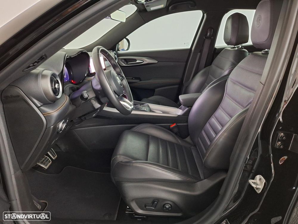 Alfa Romeo Tonale 1.5 Hybrid Sprint - 13