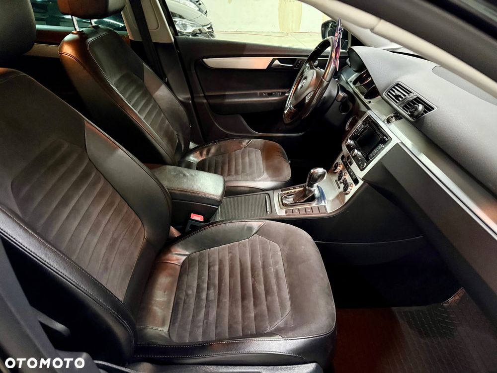 Volkswagen Passat 2.0 TDI Highline DSG - 13
