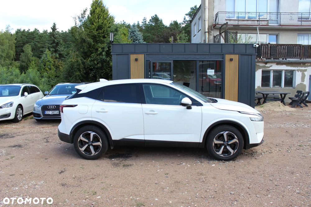 Nissan Qashqai 1.3 DIG-T MHEV 4x4 N-Connecta Xtronic - 3