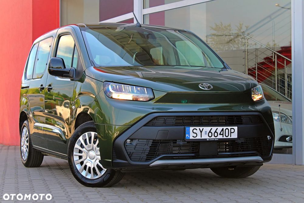 Toyota Proace City Verso 1.2 D-4T Business - 4