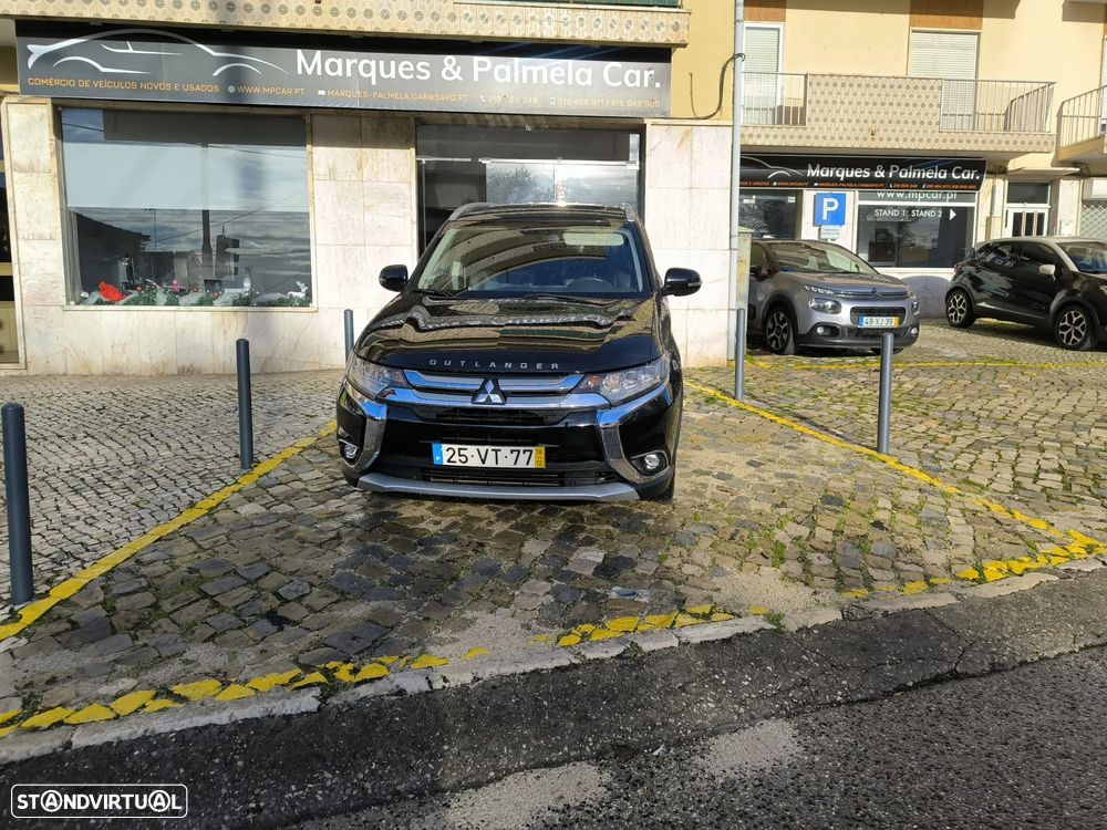Mitsubishi Outlander 2.2 DI-D Instyle Navi - 1