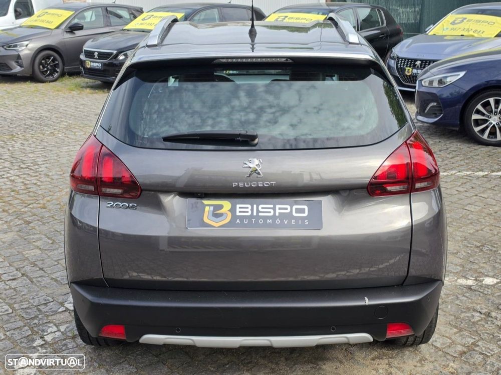 Peugeot 2008 1.2 PureTech Allure EAT6 - 9