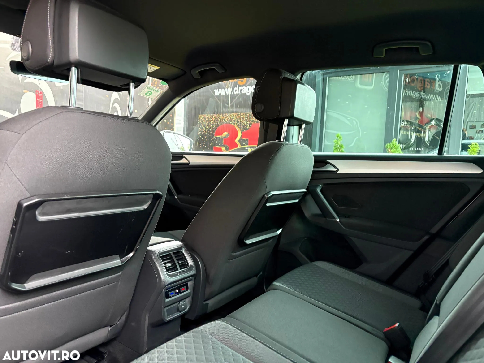 Volkswagen Tiguan - 9