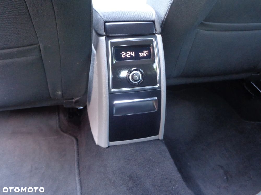 Skoda Superb 1.6 TDI Active - 10