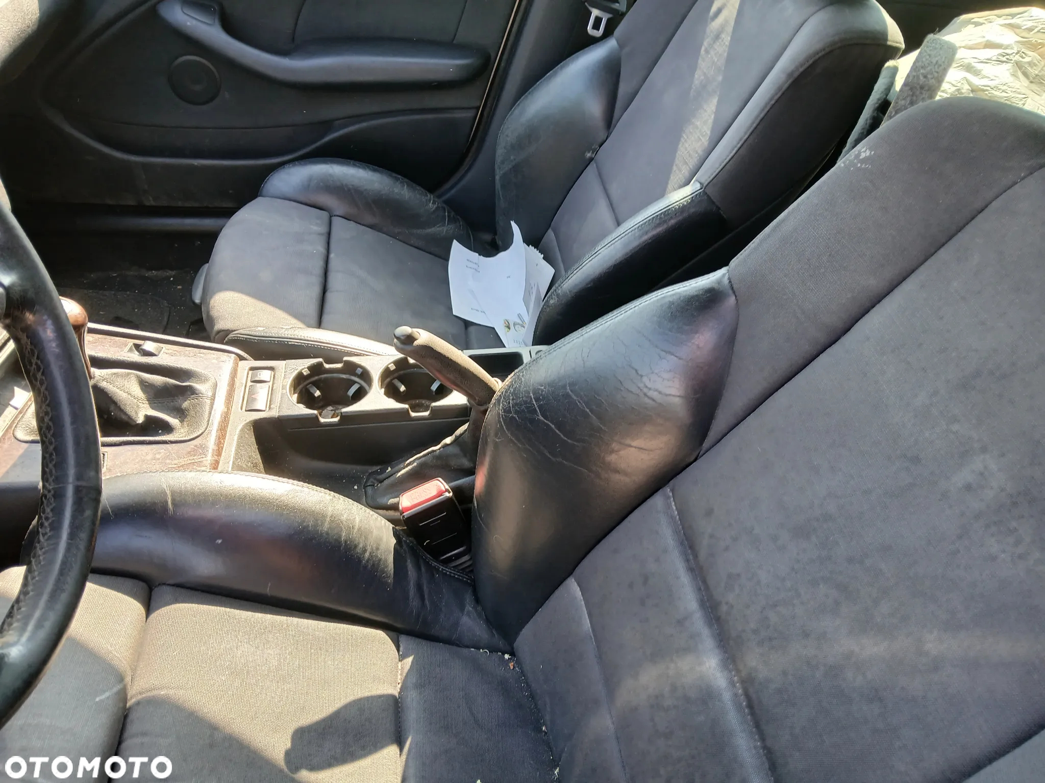 BMW E46 touring fotel fotele kanapa deska kokpit podsufitka boczek boczki klamka podłokietnik licznik - 5