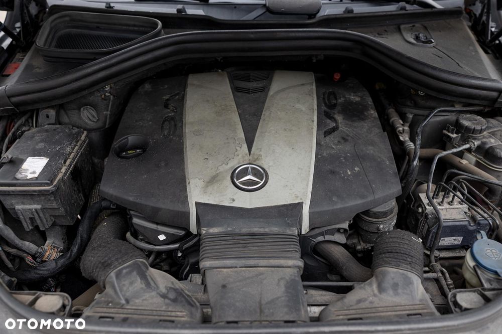 Mercedes-Benz ML - 32