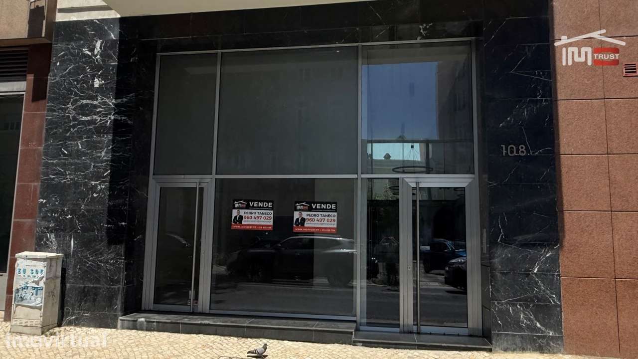Loja Remodelada RC e Cave 232m2 - Av. Duque de Loulé / Lisboa - Grande imagem: 3/39