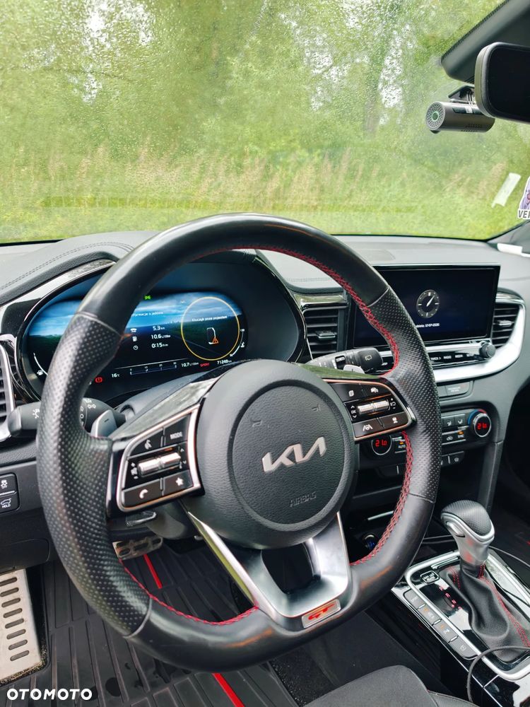 Kia ProCeed 1.6 T-GDI GT DCT - 6