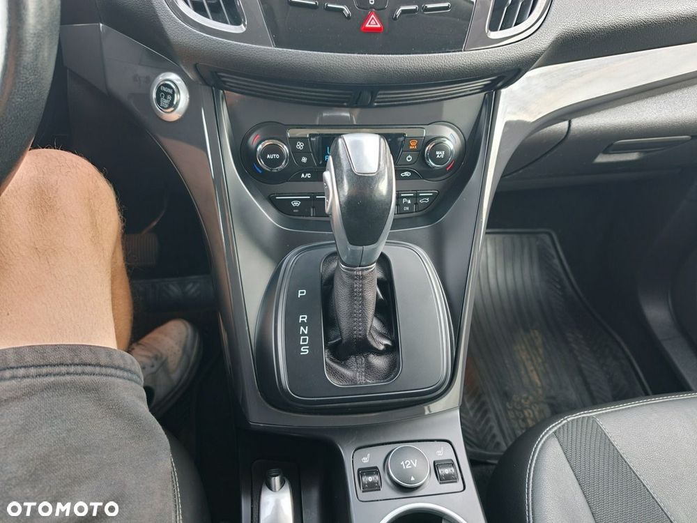 Ford Kuga - 35