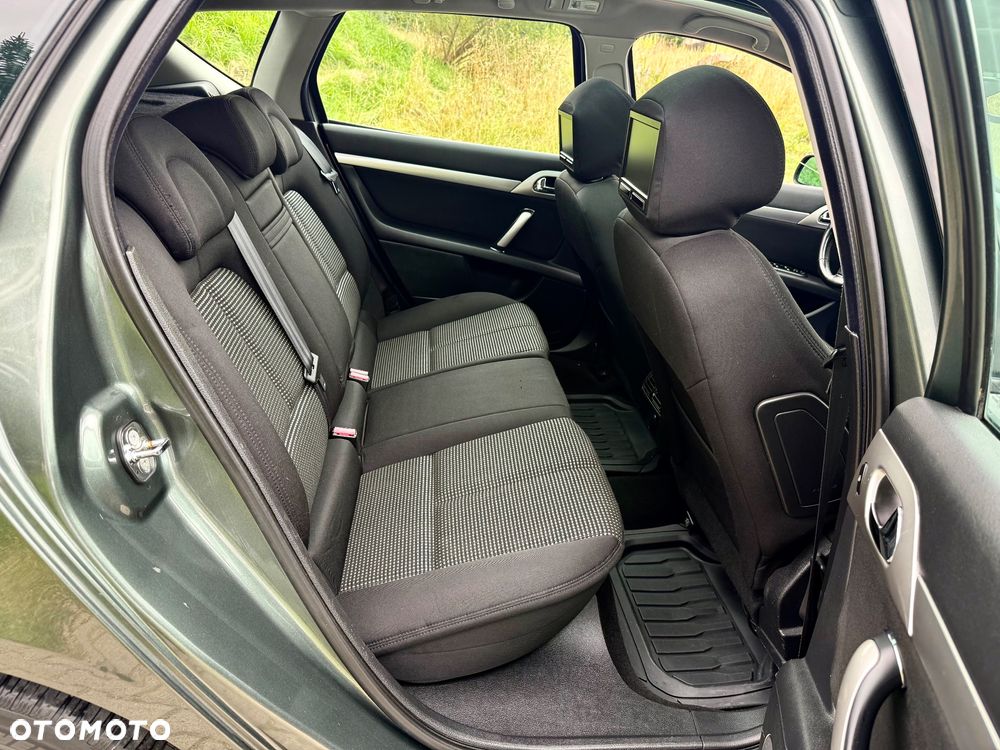 Peugeot 407 SW 140 Premium - 8