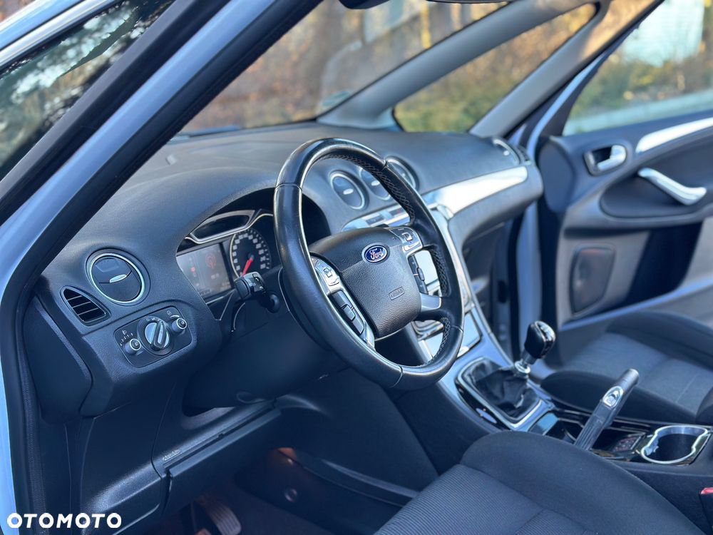 Ford S-Max 2.0 TDCi Titanium - 17