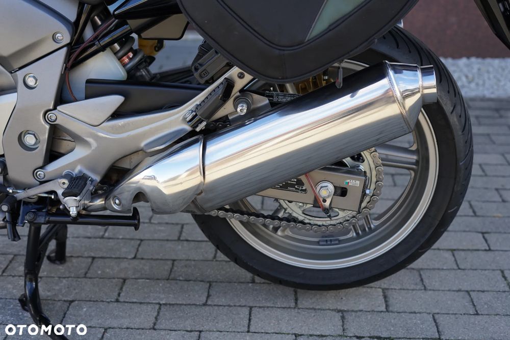 Honda CBF - 26