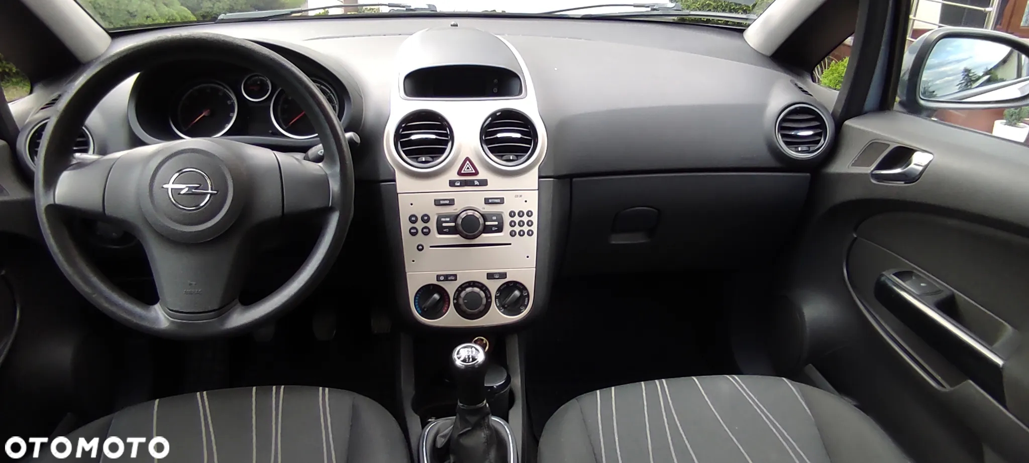 Opel Corsa 1.2 16V - 8