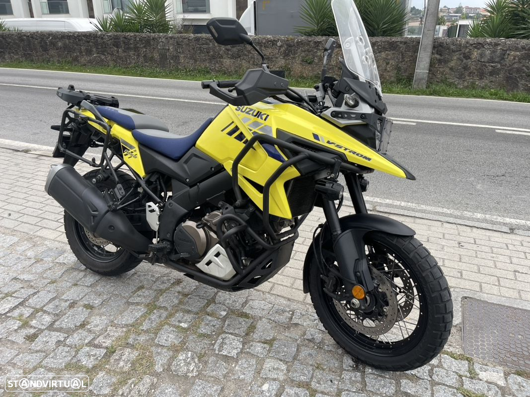 Suzuki DL 1050 - 14