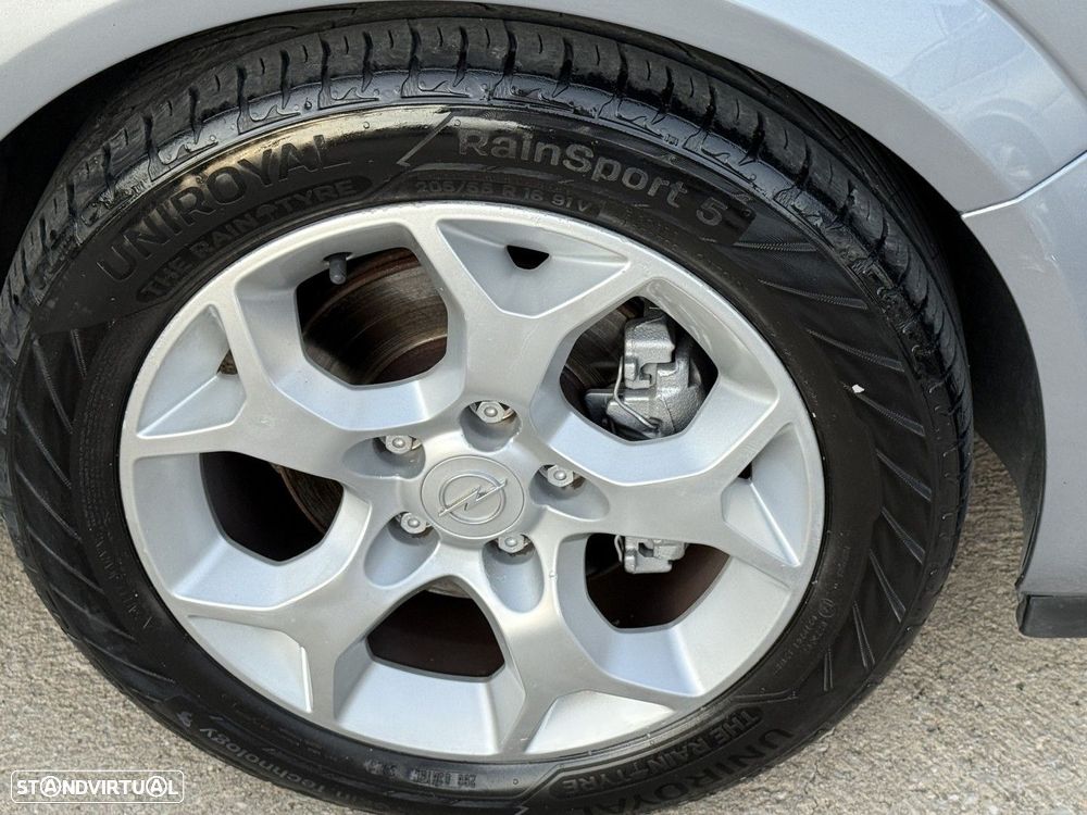 Opel Astra 1.7 CDTI Cosmo M5 - 31