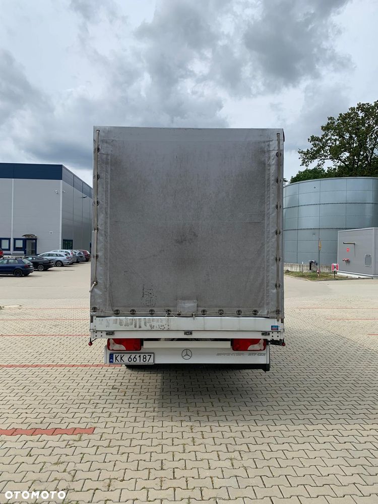 Mercedes-Benz Sprinter - 4